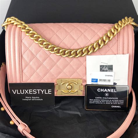 chanel 18p caviar boy
